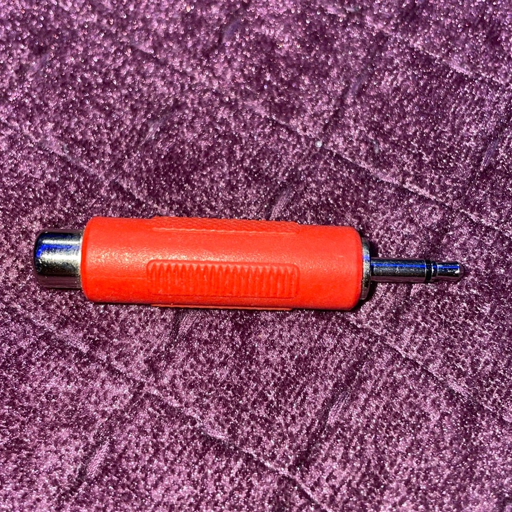 Single mono RCA Composite jack to mono 3.5mm single headphone mic jack